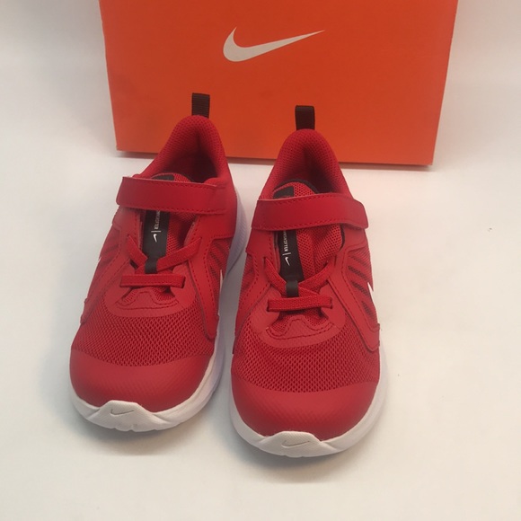 Nike Boys' Nike Little Kid Revolution 5 Running Shoes Size 10c - Picture 3 of 16